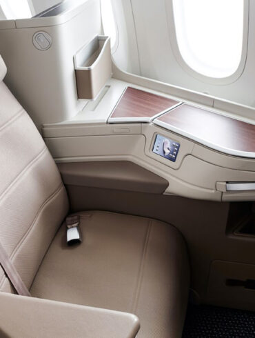 Saudia business class seat